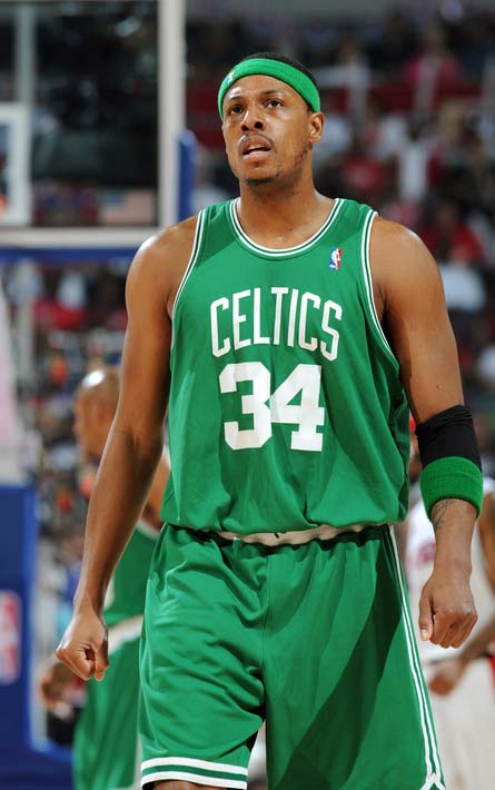 帕福斯击败黄潜，助塞浦路斯甲本赛季欧战积分暂时升至第四（帕福斯力克黄潜，助塞甲本季欧战积分暂列第4）