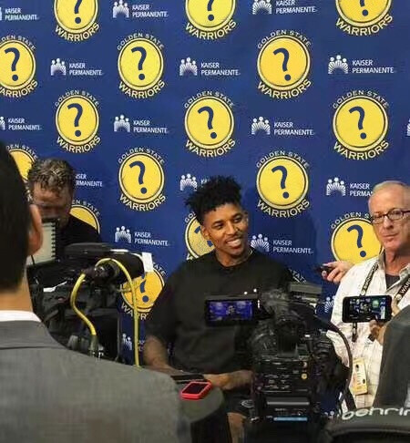 紧急峰会：哈维·阿隆索与齐达内和克洛普的最后机会（临界峰会：哈维·阿隆索携齐达内、克洛普迎来最后一搏）