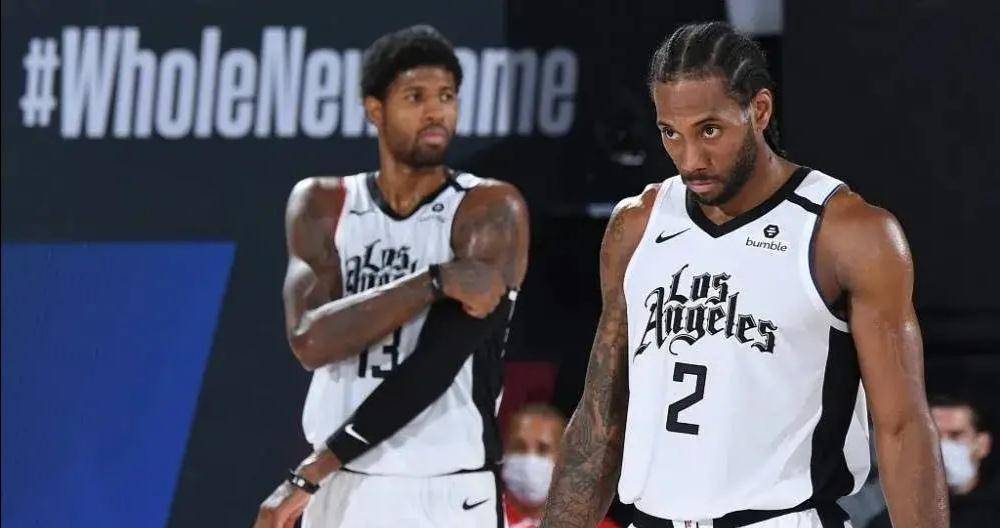 足协官方：征集2026赛季足协杯资格赛承办地，比赛1月举行（足协发布公告：面向全国征集2026赛季足协杯资格赛承办地，比赛定于1月进行）