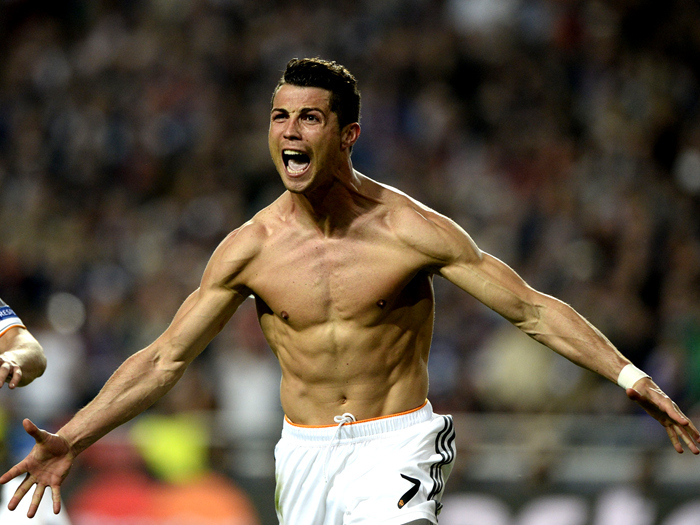 镜报：利物浦持续阵容大清洗，三位青训小将可能离队（镜报：利物浦继续重组阵容，三名青训小将或将离队）