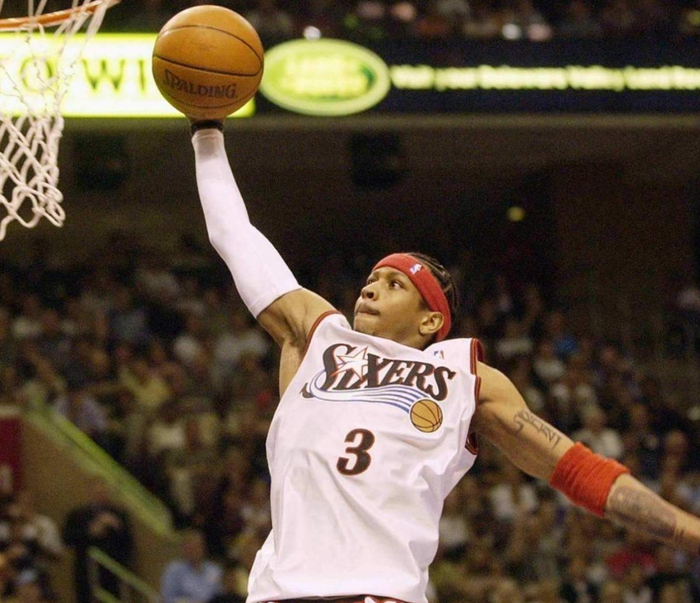 布斯克茨退役，10年世界杯冠军西班牙仅剩5人仍在踢球（布斯克茨挂靴，西班牙2010世界杯冠军班底仅余5人仍在征战）