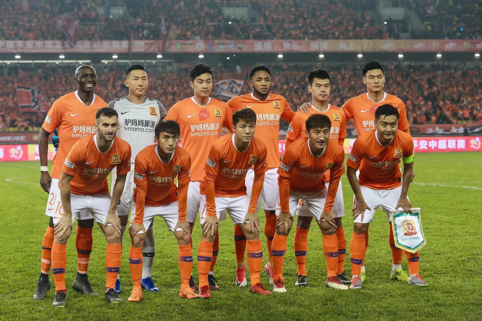 罗克经纪人：我们预计会收到一份来自英超球队的5000万欧元报价（罗克经纪人：英超球队或将开出5000万欧元报价）